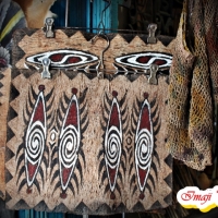 Lukisan Kulit Kayu, Souvenir Khas Papua yang Mendunia